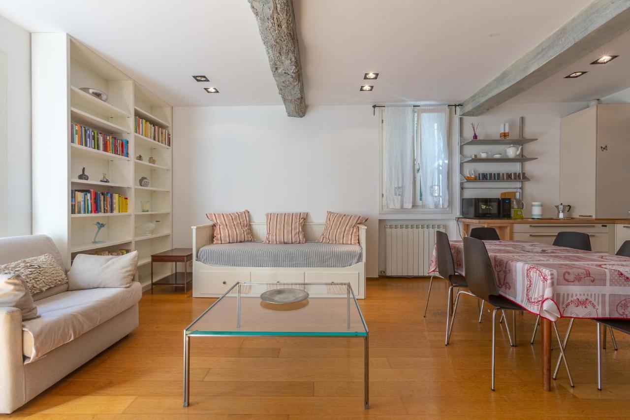 Pleasant Central Apartment With Garden Bologna Eksteriør bilde